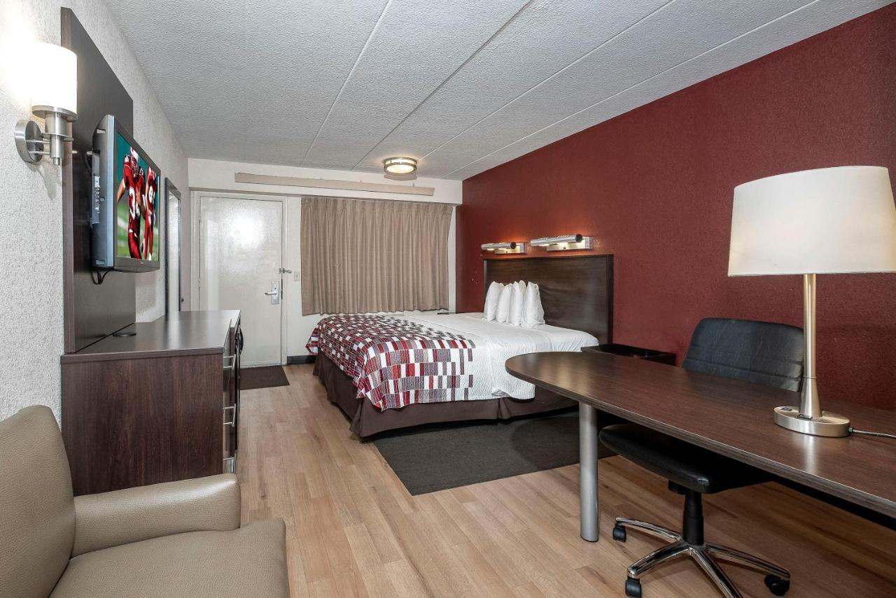 Red Roof Inn Mt Laurel Маунт Лорел Екстериор снимка